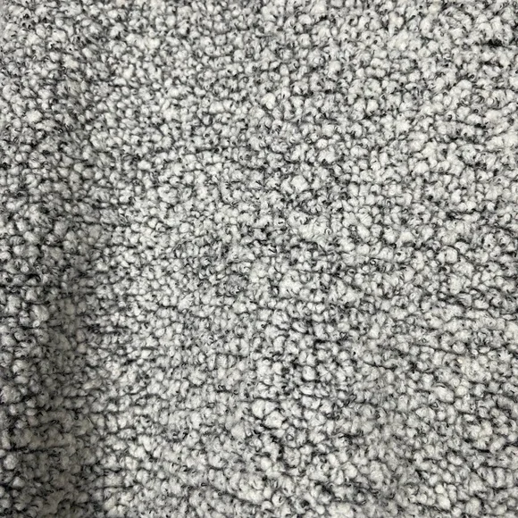 Athleta Pacific Pullover Wool Blend Sweatshirt Size Medium Gray Fuzzy Crew Neck - Picture 5 of 8